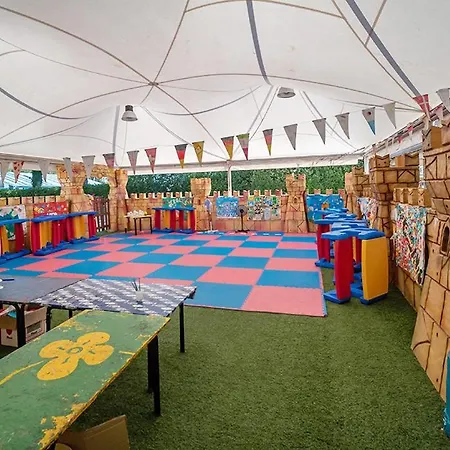 Estivo Premium Deluxe Mobile Homes On Ca Savio אתר קמפינג *