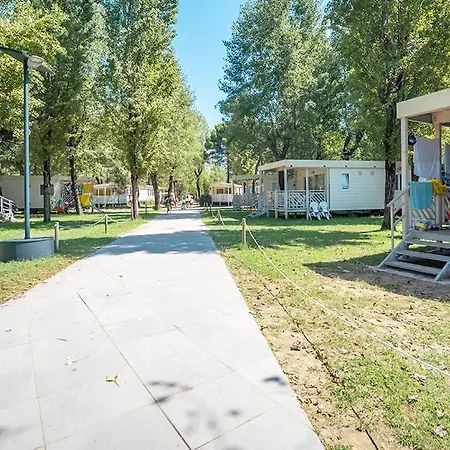 Estivo Premium Deluxe Mobile Homes On Ca Savio *